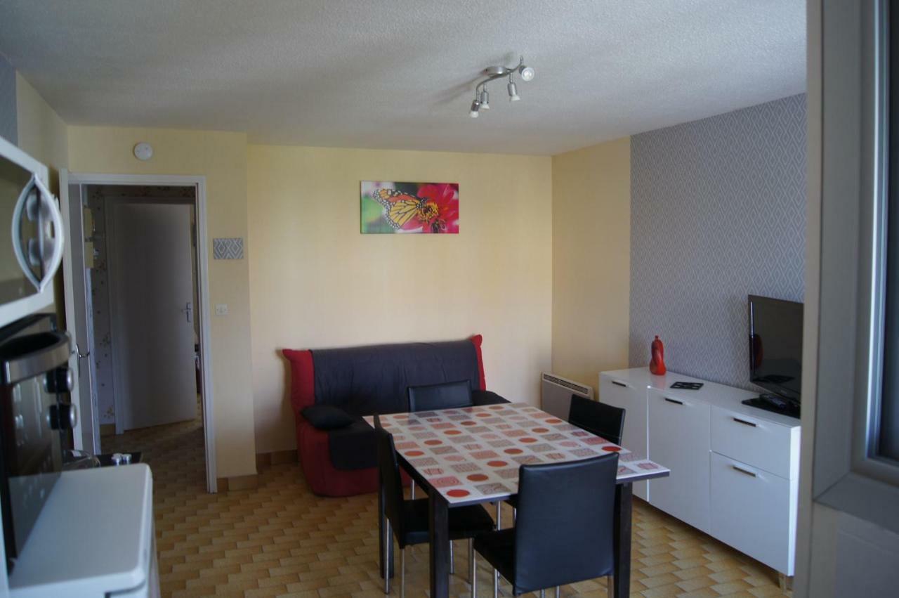 Lara 1 - Grand T2 Loggia Sans Vis-A-Vis Parking - Pres Centre-Port, Ile Des Loisirs, Plage Richelieu Agde Luaran gambar